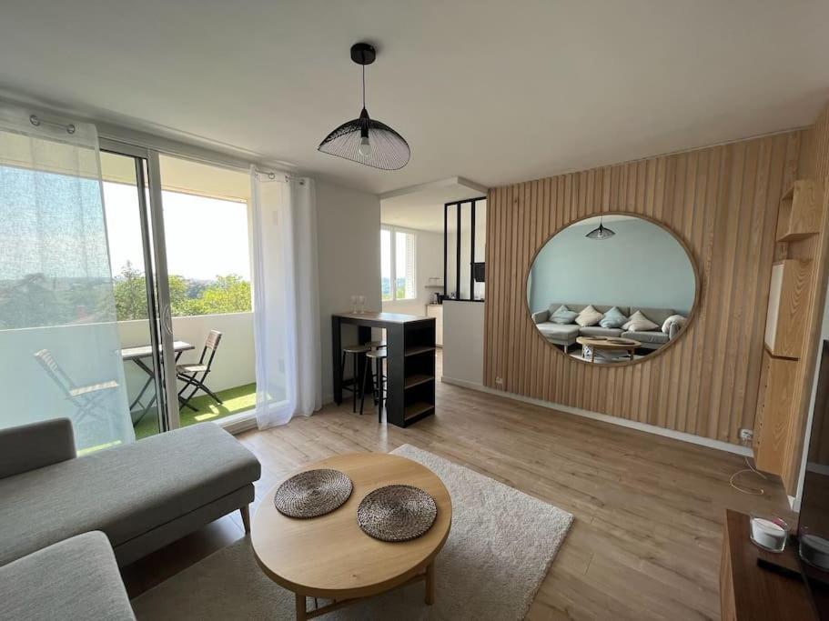 דירות קלויר-אט-קוויר Le Calme - Design - Vue Panoramique Sur La Saone מראה חיצוני תמונה